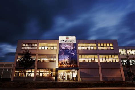 magasin usine tag heuer la chaux de fond